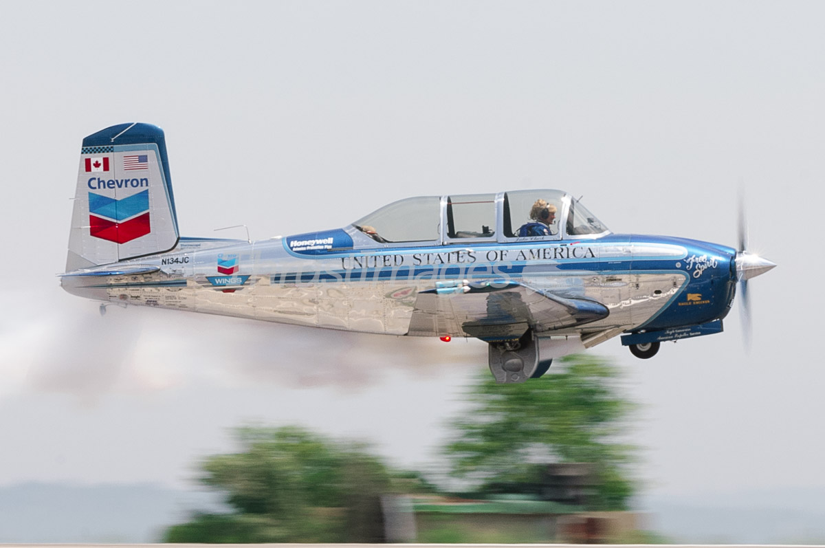 Beech T-34A Mentor (A45) N134JC (cn G-812) Julie Clark